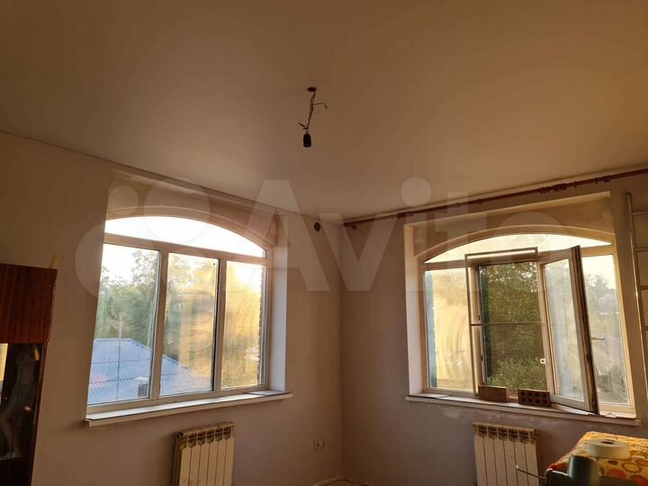 Комната 20 м² в 8-к., 3/3 эт.