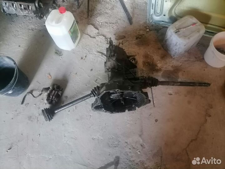 Запчасти на audi 80 b4