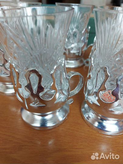 Хрустальные стаканы с подстаканниками