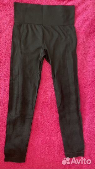 Бесшовный спортивный костюм M