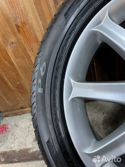 Pirelli P6 Four Seasons 245/45 R17 99H