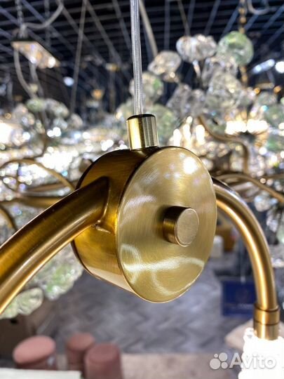 Хрустальная люстра, цвет латунь