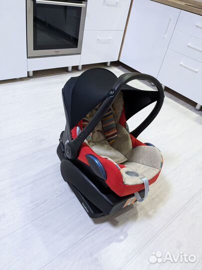 Автолюлька Maxi-Cosi CabrioFix с базой