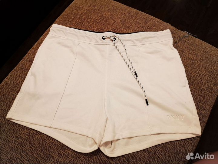 Шорты белые dkny