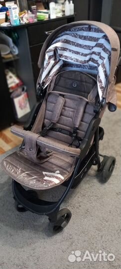 Прогулочная коляска