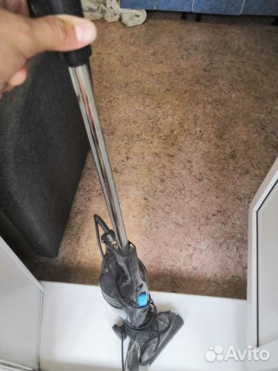 Компактный пылесос