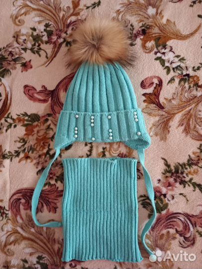 Шапки на осень и зиму,на 4-6 лет, варежки,перчатки