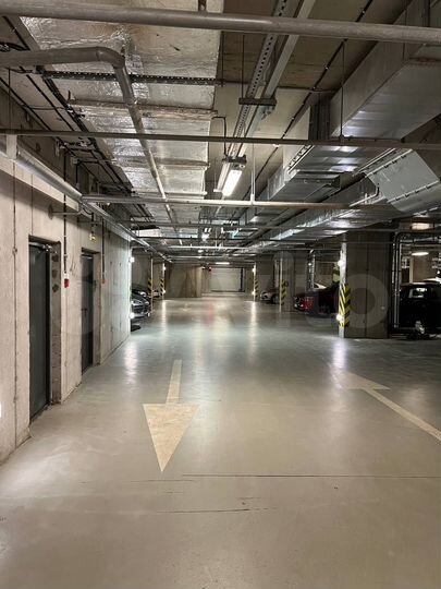 Машиноместо, 14 м²