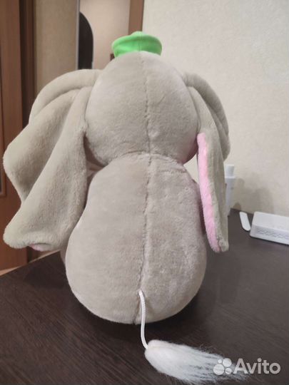 Слонёнок большой