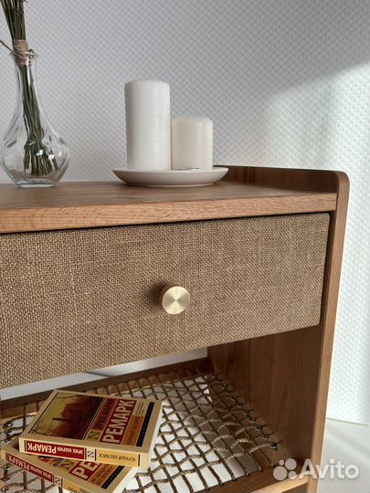 Тумба прикроватная