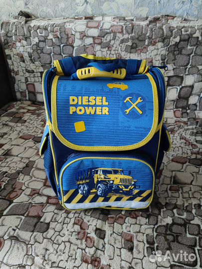 Школьный рюкзак