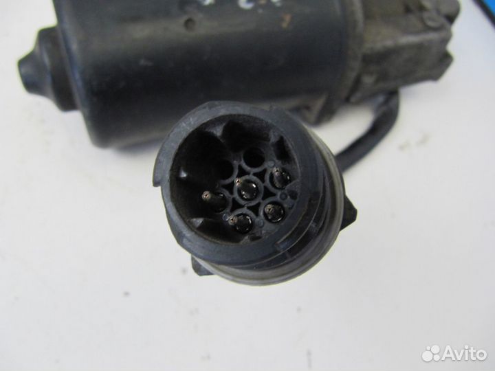 Мотор стеклоочистителя Volvo FM9 FM12 FH12