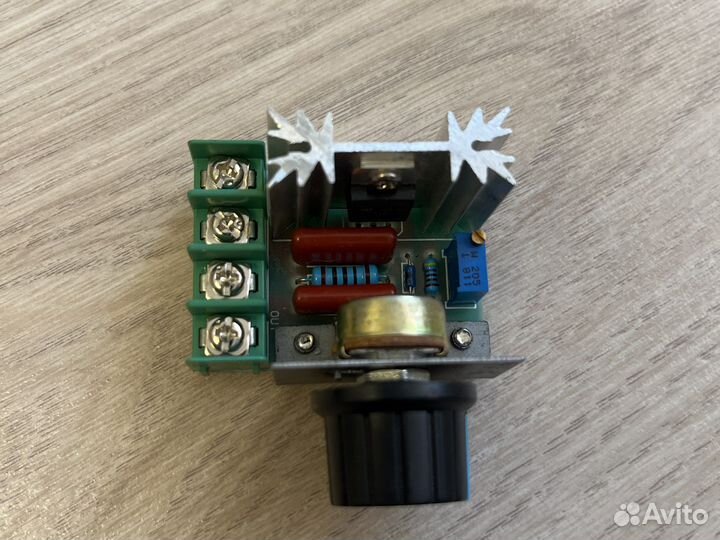 Диммер 220V 2000Вт регулятор напряжения от 50-220v