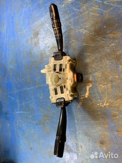 Блок подрулевых переключателей Subaru Forester SF