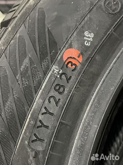 Yokohama IceGuard Stud IG65 205/55 R16 94T