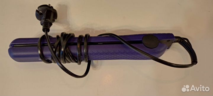 Выпрямитель для волос Starwind she5501