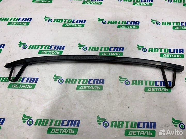 Усилитель бампера передний Nissan Qashqai +2