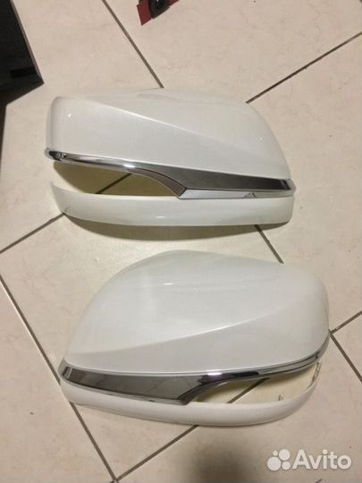 LX570 / LX450d Корпуса зеркал TRD Superior D9OA8