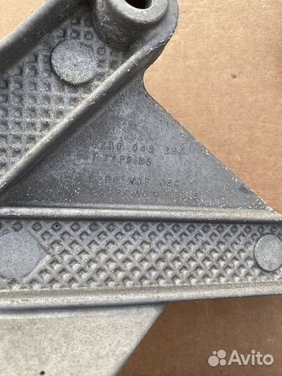 Крепления двигателя Renault Logan 1