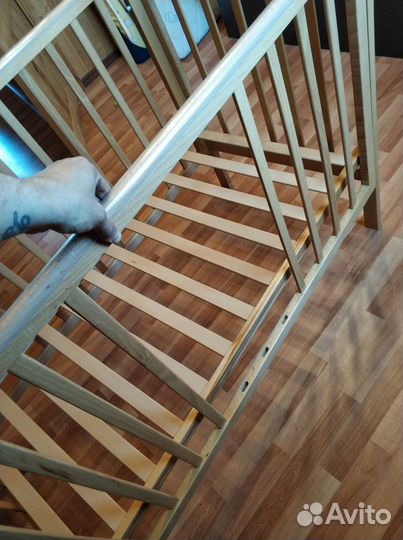 Детская кроватка