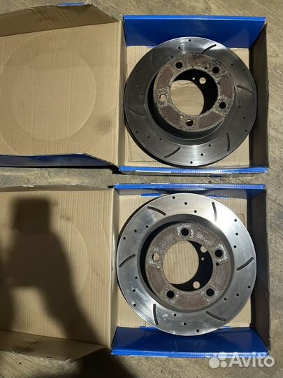 Диски тормозные передние Land Cruiser 200