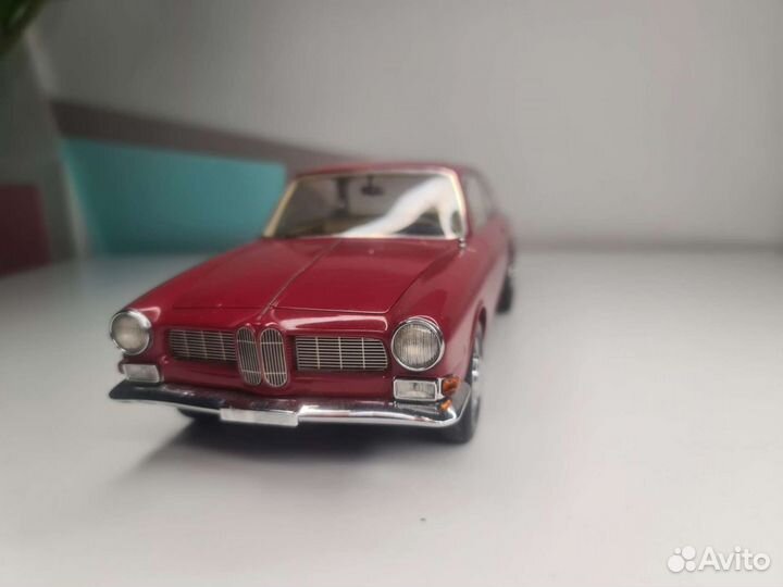 Зарезервирован. Модель автомобиля BMW 3200 cs 1:18