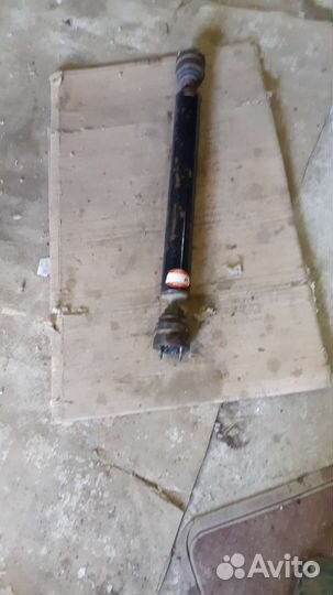 Карданный вал задний шевроле нива