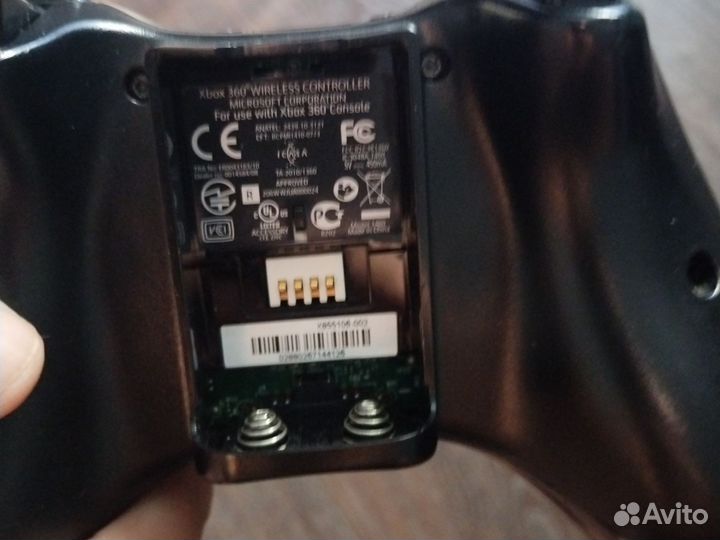 Джойстик на xbox 360 без проводной