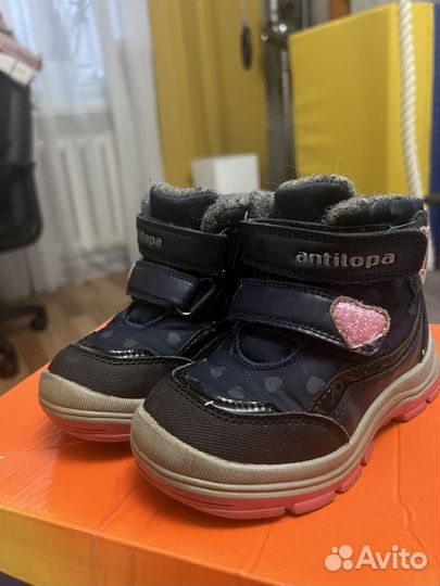 Ботинки демисезонные для девочки 24 размер