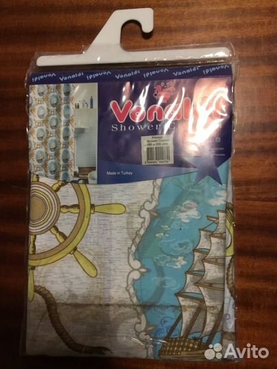 Шторы черные комнатные. И шторки в ванну.Новые