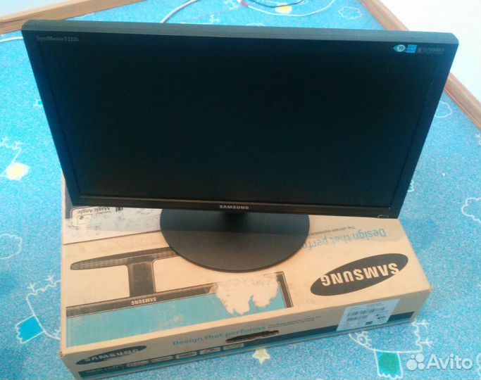 Монитор Samsung SyncMaster E2220