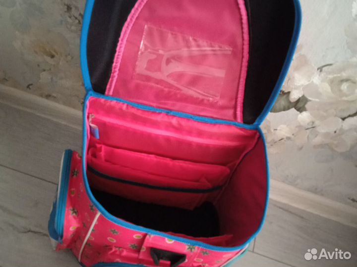 Рюкзак школьный