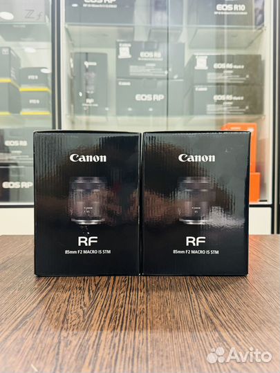 Canon RF 85mm f/2 Macro IS STM, (новый-гарантия)