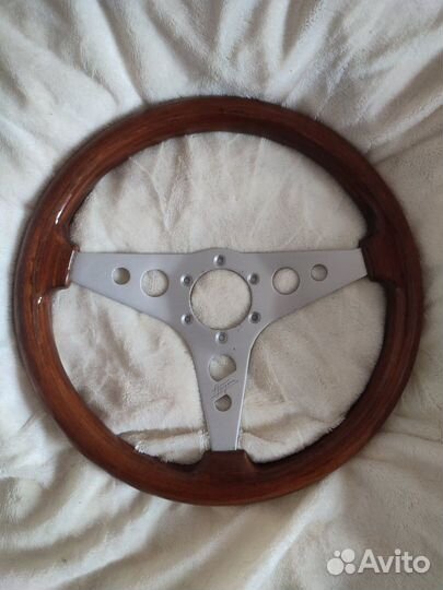 Редкий спортивный руль Arrigoni