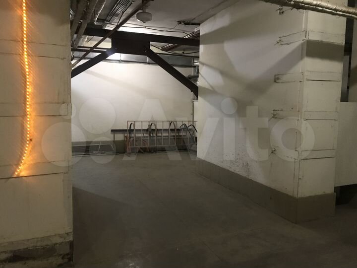 Машиноместо, 21 м²