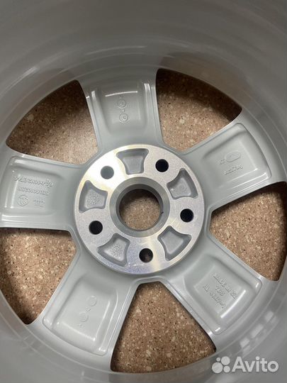 Диск R16 Skoda Octavia A7 13-20г Новый Оригинал