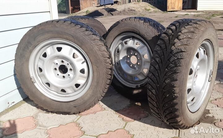 R14 Sava Eskimo Stud 185/65, PCD 4x98 DIA 58.6