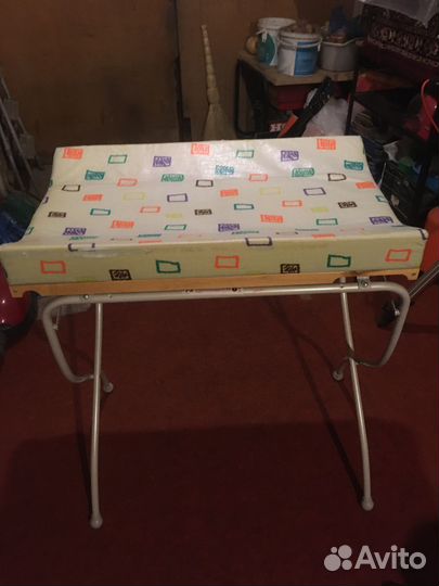 Пеленальный столик