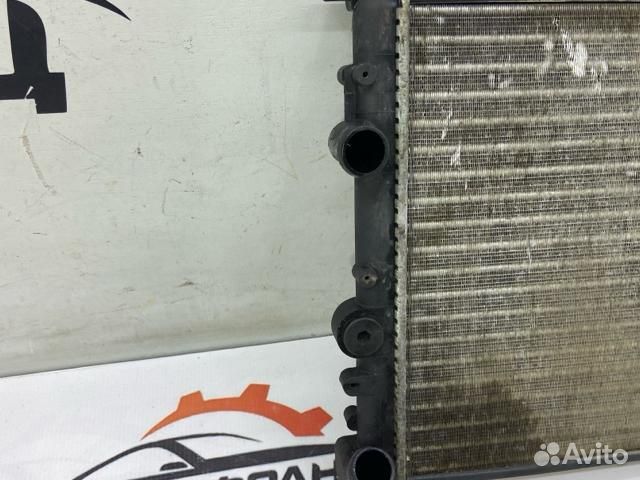 Радиатор охлаждения двигателя Renault Kangoo