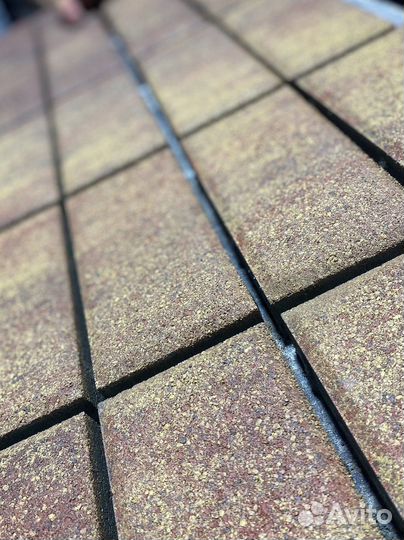 Тротуарная плитка, брусчатка, бордюры