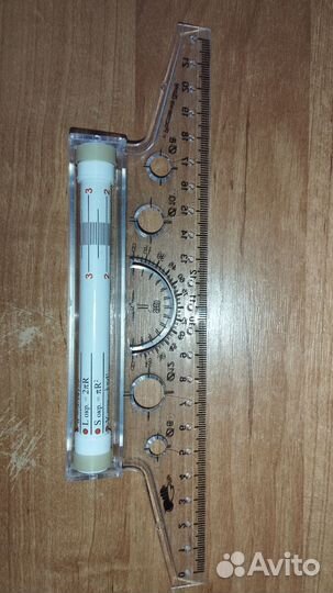 Линейка с роликом (рейсшина)