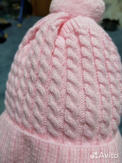 Шапка для девочки новая