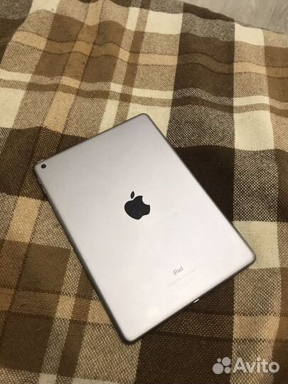 iPad 6 поколения 128 гб