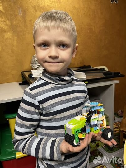 Детский центр по робототехнике