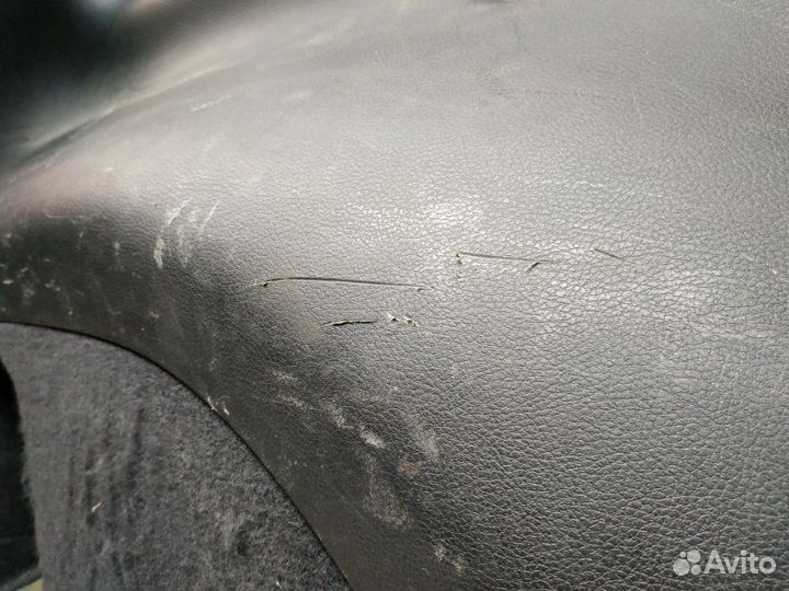 Обшивка багажника левая Jeep Grand Cherokee WK2