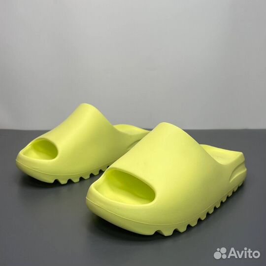 Тапочки Adidas Yeezy slide glow Green