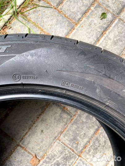 Bridgestone Dueler H/P Sport RFT 265/50 R19 Y