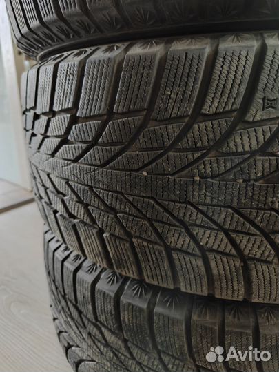 Kumho WinterCraft Ice Wi51 225/45 R17 94T