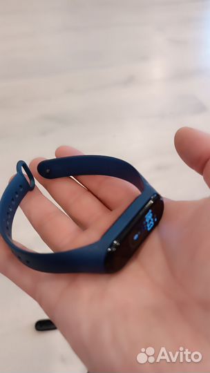 Mi band 4 global