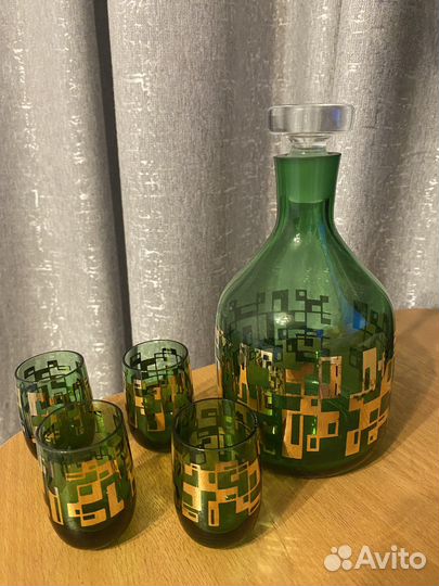 Графин хрустальный с рюмками